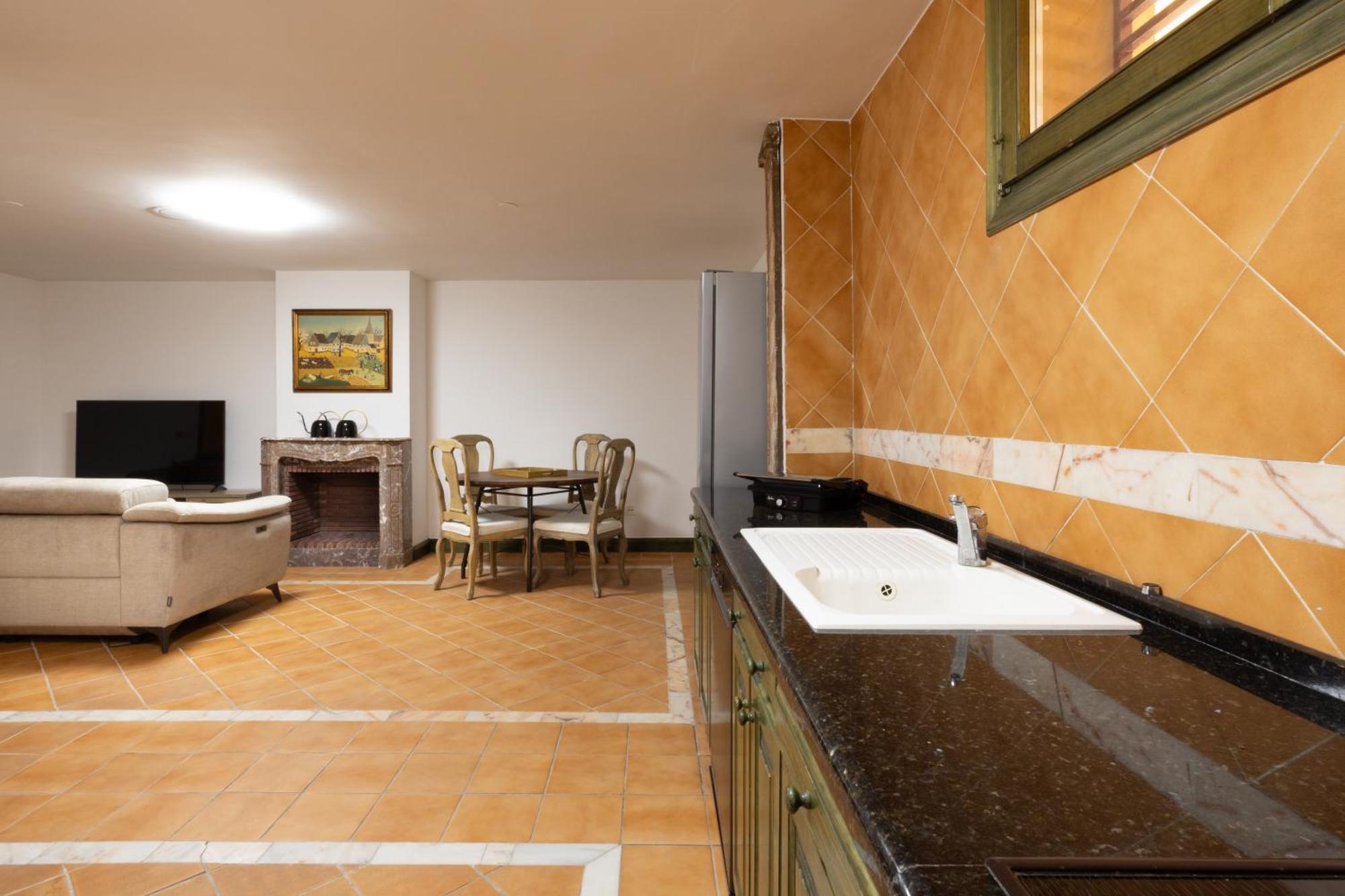 Vila Casa Con Piscina En El Centro Tudela Exteriér fotografie